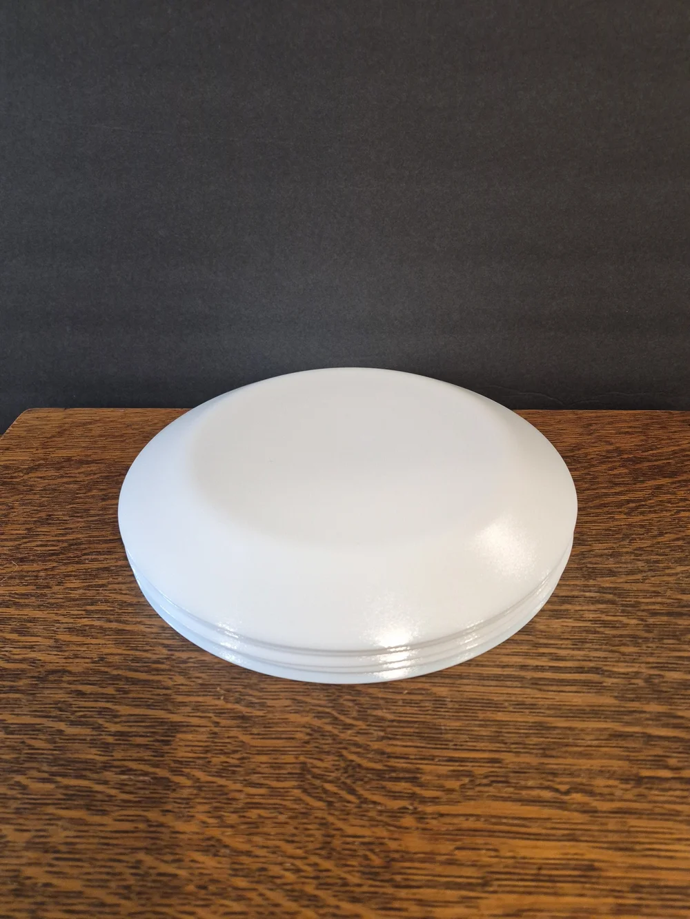 White Ceramic Dinner Plates – 7-Pack